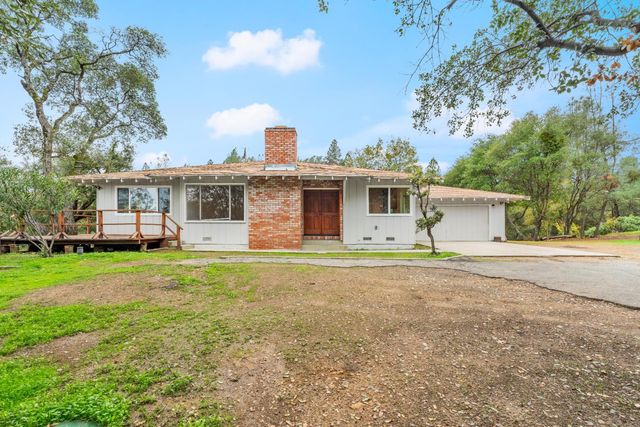 450 Clipper Creek Rd, Auburn, CA 95603