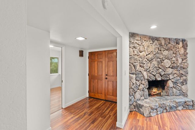 450 Clipper Creek Rd, Auburn, CA 95603