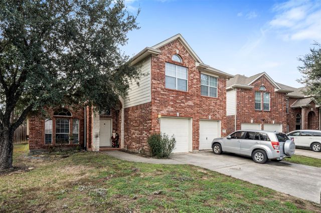 8214 Creekside Willow Court, Tomball, TX 77375