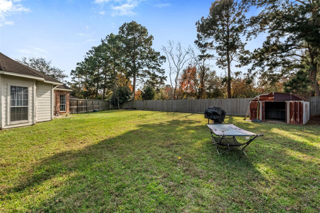 8214 Creekside Willow Court, Tomball, TX 77375