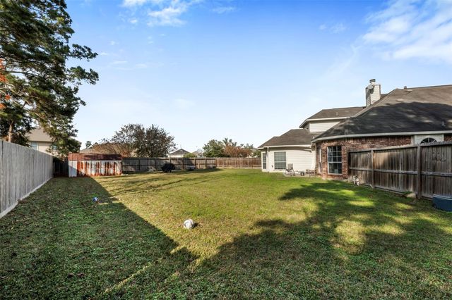 8214 Creekside Willow Court, Tomball, TX 77375
