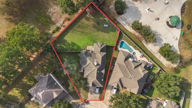 8214 Creekside Willow Court, Tomball, TX 77375