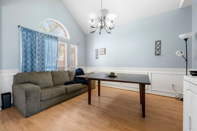 8214 Creekside Willow Court, Tomball, TX 77375