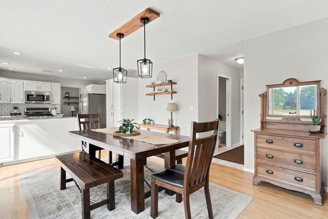20515 N Yale Rd, Colbert, WA 99005