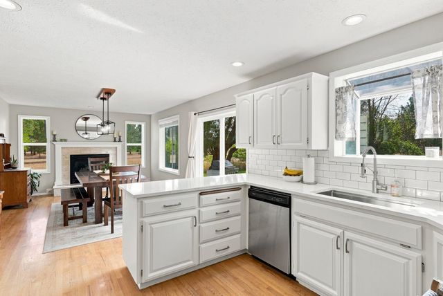 20515 N Yale Rd, Colbert, WA 99005
