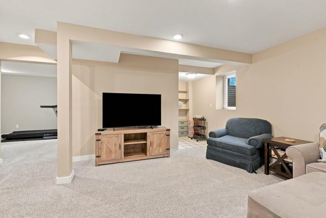 20515 N Yale Rd, Colbert, WA 99005