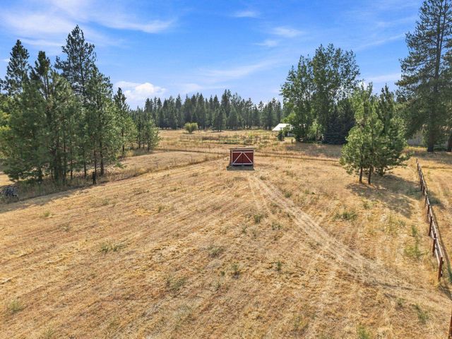 20515 N Yale Rd, Colbert, WA 99005