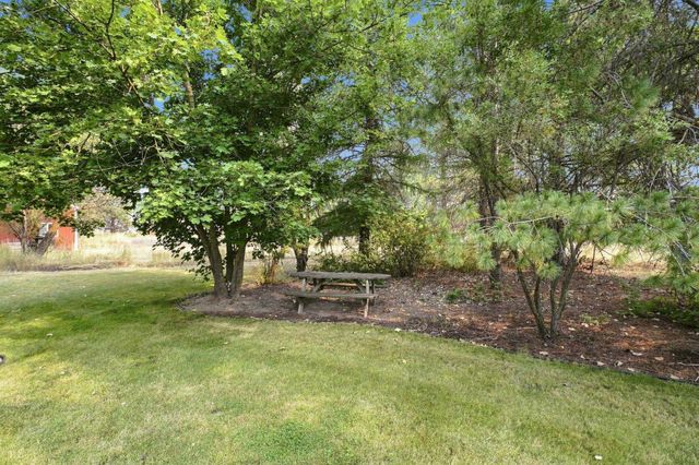 20515 N Yale Rd, Colbert, WA 99005