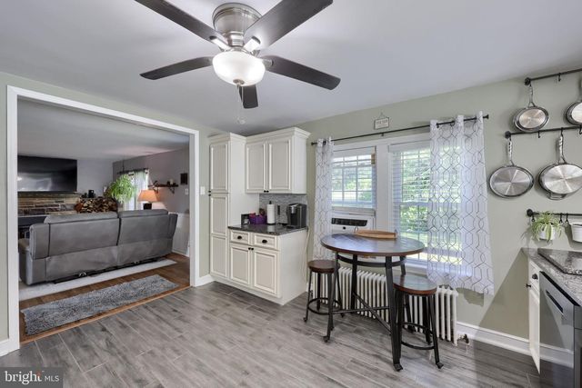 5390 NURSERY RD, Dover, PA 17315