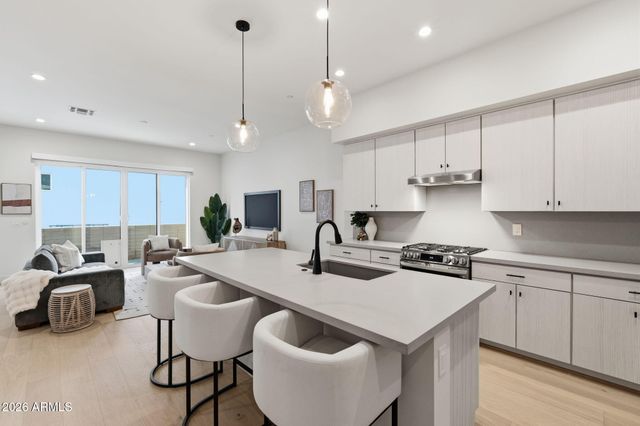 5151 N 13th Place 6, Phoenix, AZ 85014