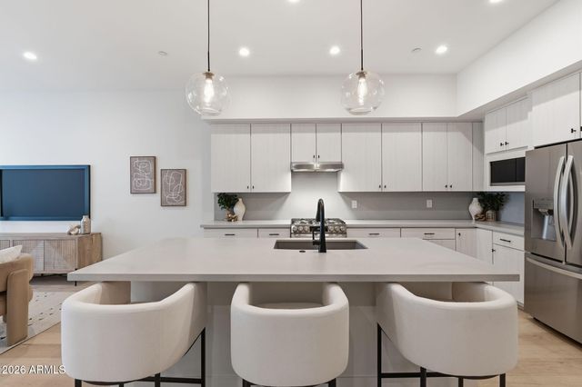 5151 N 13th Place 6, Phoenix, AZ 85014