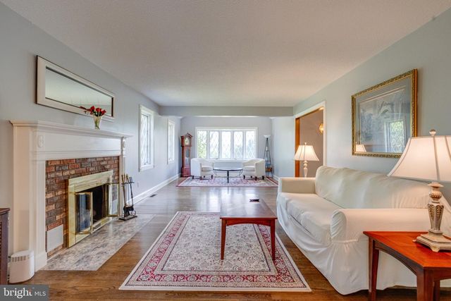 2300 KINGS ARMS DR, Fallston, MD 21047