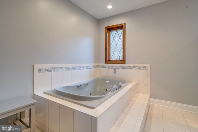 2300 KINGS ARMS DR, Fallston, MD 21047
