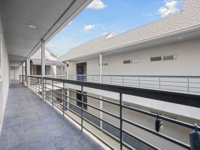 4104 N Hall Street 326, Dallas, TX 75219