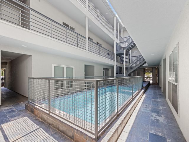 4104 N Hall Street 326, Dallas, TX 75219