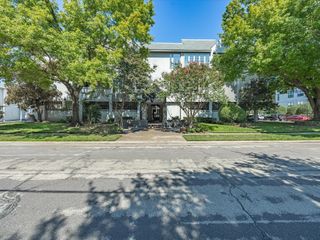 4104 N Hall Street 326, Dallas, TX 75219