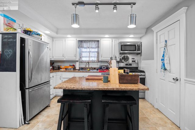 303 Moore Avenue, Bellevue, OH 44811