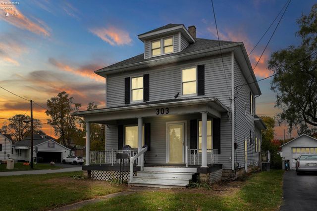 303 Moore Avenue, Bellevue, OH 44811