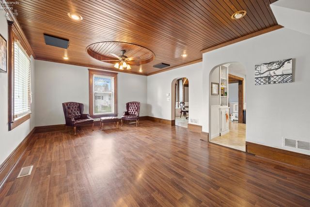 303 Moore Avenue, Bellevue, OH 44811