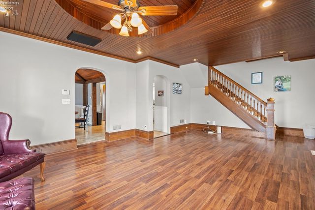 303 Moore Avenue, Bellevue, OH 44811