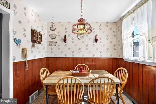 2208 STANWOOD ST, Philadelphia, PA 19152