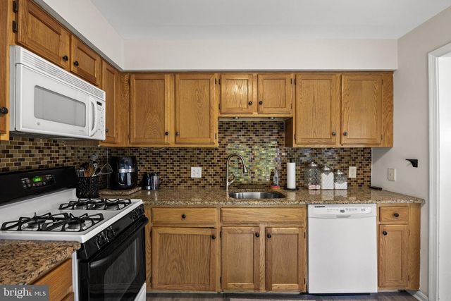 116 WILDFLOWER PL, Delran, NJ 08075