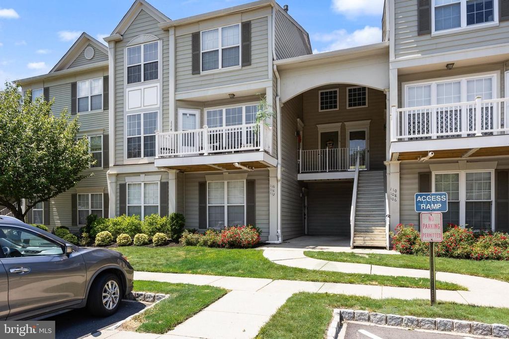 116 WILDFLOWER PL, Delran, NJ 08075