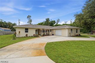 2230 Jasper AVE, Fort Myers, FL 33907