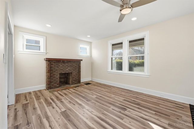 120 W Seventy Second Street, Cincinnati, OH 45216