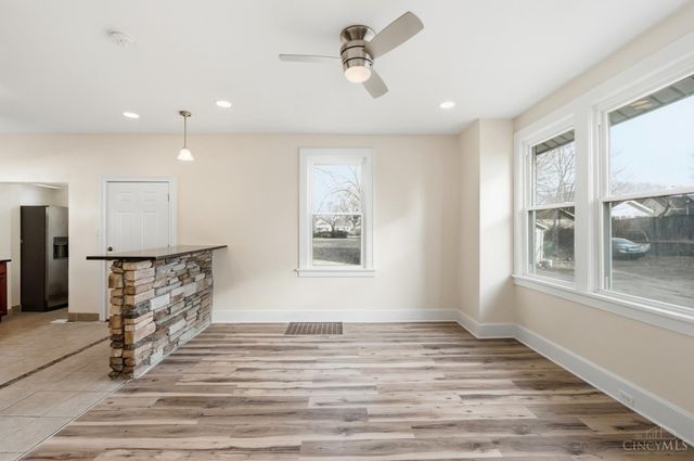 120 W Seventy Second Street, Cincinnati, OH 45216