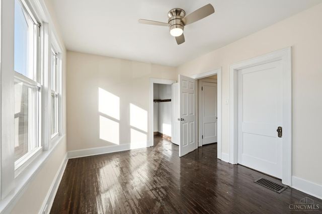 120 W Seventy Second Street, Cincinnati, OH 45216