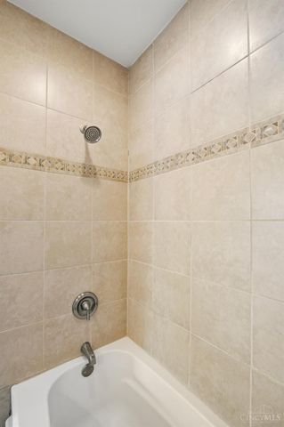 120 W Seventy Second Street, Cincinnati, OH 45216