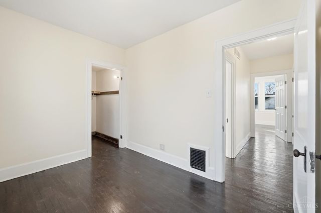 120 W Seventy Second Street, Cincinnati, OH 45216