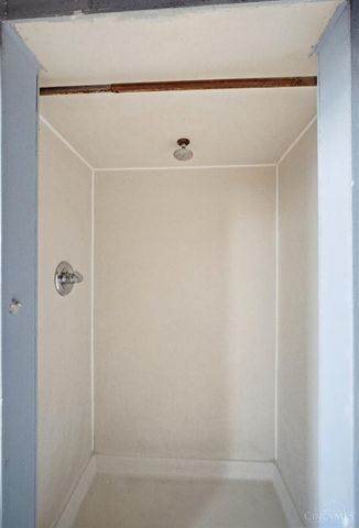 120 W Seventy Second Street, Cincinnati, OH 45216