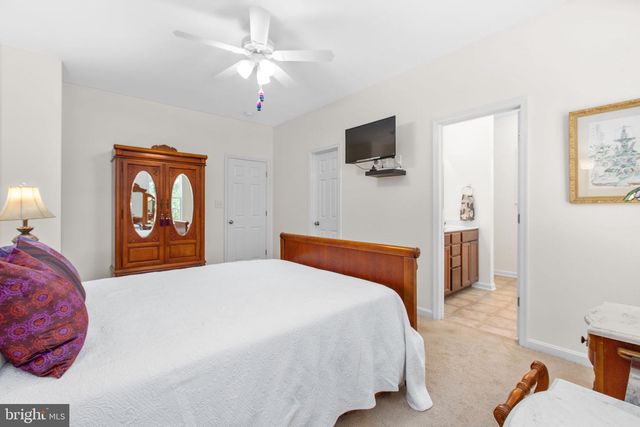 211 MEADOW AVENUE, Colonial Beach, VA 22443