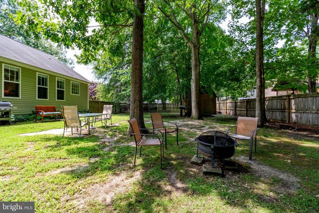 211 MEADOW AVENUE, Colonial Beach, VA 22443