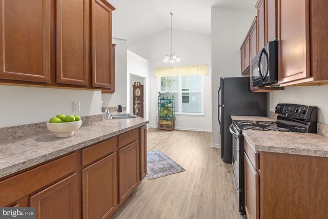 211 MEADOW AVENUE, Colonial Beach, VA 22443