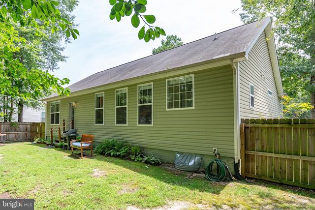 211 MEADOW AVENUE, Colonial Beach, VA 22443