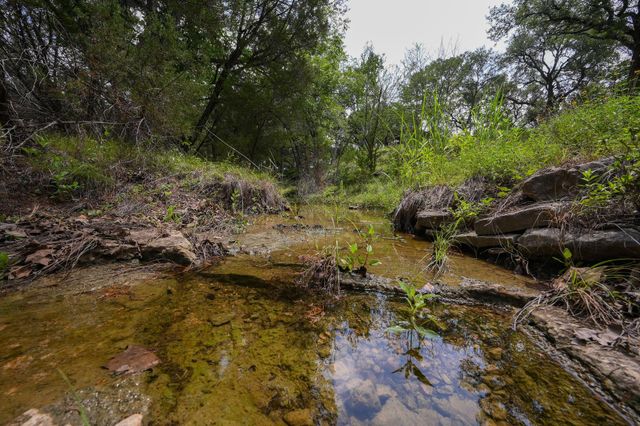 401 Mountain Crest DR, Wimberley, TX 78676