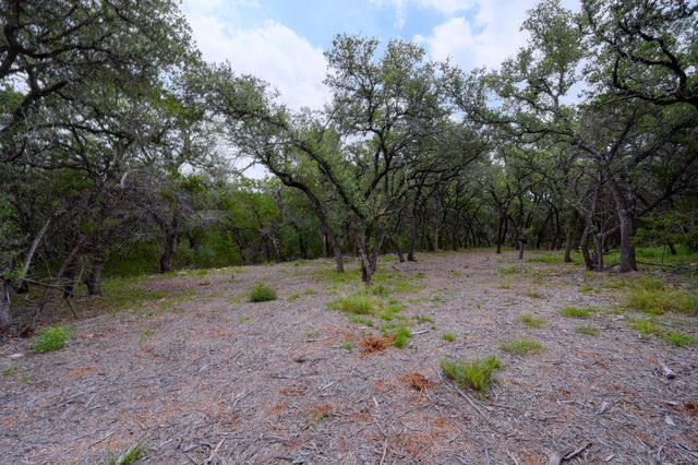 401 Mountain Crest DR, Wimberley, TX 78676