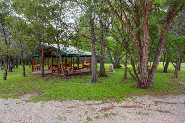 401 Mountain Crest DR, Wimberley, TX 78676