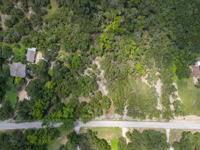 401 Mountain Crest DR, Wimberley, TX 78676