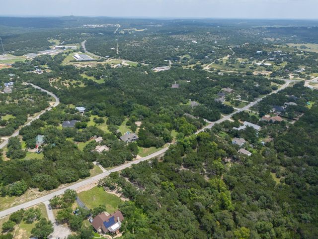 401 Mountain Crest DR, Wimberley, TX 78676