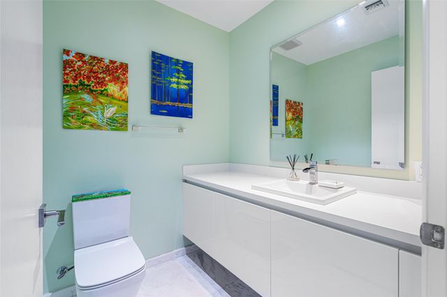 701 N Fort Lauderdale Beach Blvd 1103, Fort Lauderdale, FL 33304