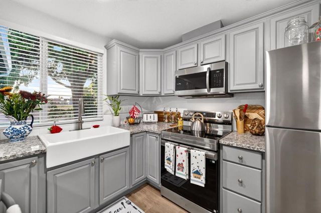 283 Vineyard Drive, San Jose, CA 95119
