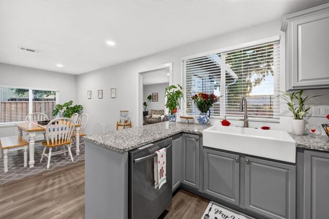 283 Vineyard Drive, San Jose, CA 95119