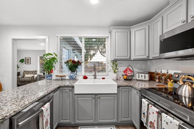 283 Vineyard Drive, San Jose, CA 95119