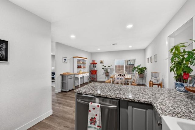 283 Vineyard Drive, San Jose, CA 95119