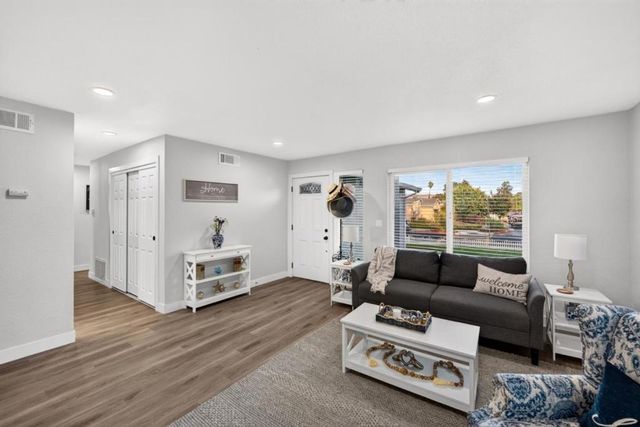 283 Vineyard Drive, San Jose, CA 95119