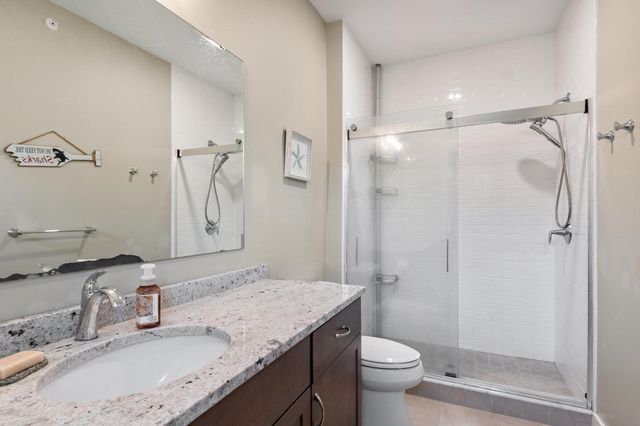 5 Powell St B, Harvard, MA 01451